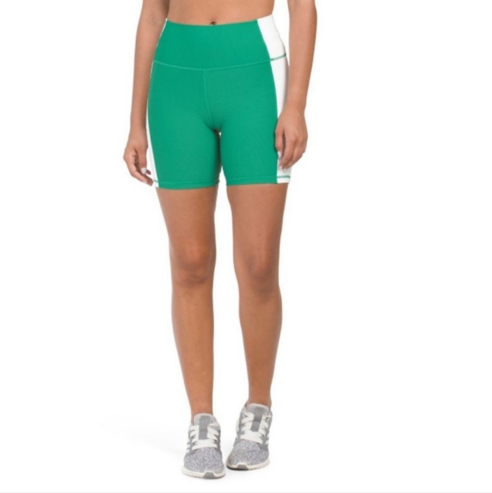 WILO The Label Rib Bike Short in EMERALD/WHITE